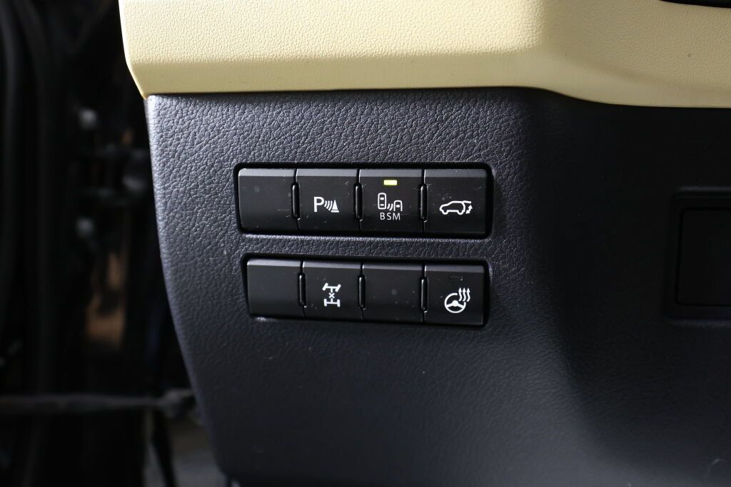 Used 2015 Lexus NX 200t AWD w/ Premium Package image 31