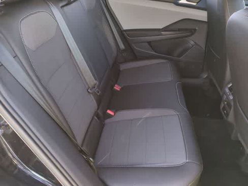 Used 2024 Volkswagen Taos SE image 25
