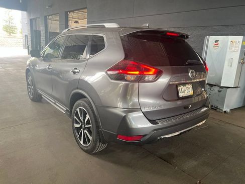 Used 2018 Nissan Rogue SL w/ Premium Package AWD/4WD image 4