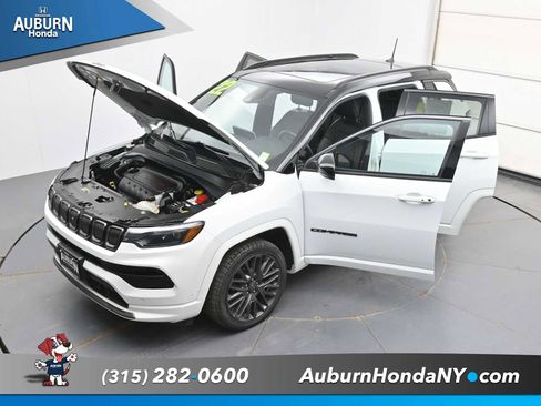 Used 2022 Jeep Compass High Altitude AWD/4WD image 35