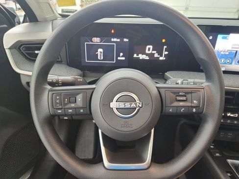 Used 2026 Nissan Kicks SV w/ SV Premium Package AWD/4WD image 24