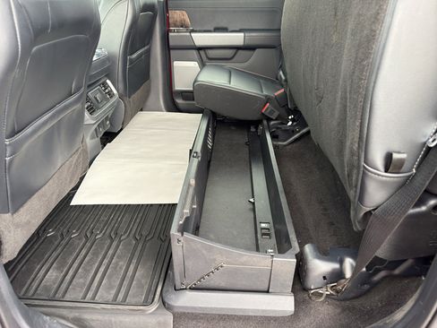 Used 2022 Ford F150 Lariat AWD/4WD image 11