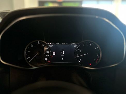 Used 2022 Jaguar F-PACE S image 20