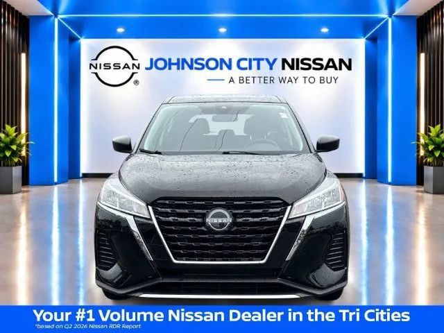 Certified 2025 Nissan Kicks Play S FWD image 9