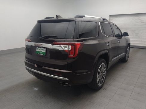 Used 2021 GMC Acadia Denali w/ Denali Technology Package FWD image 9