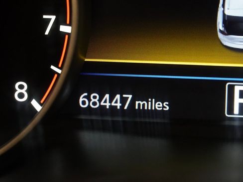 Used 2018 Nissan Murano S image 3