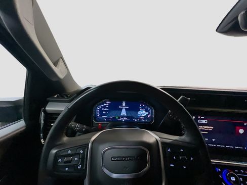 Used 2025 GMC Sierra 2500 Denali w/ Denali Reserve Package image 7