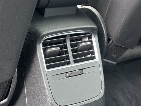 Used 2015 Audi A3 1.8T Premium image 23