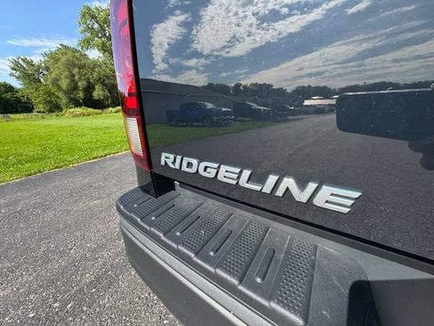 Used 2019 Honda Ridgeline Sport image 17