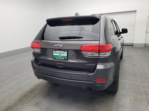 Used 2019 Jeep Grand Cherokee Laredo w/ Laredo X Package image 7