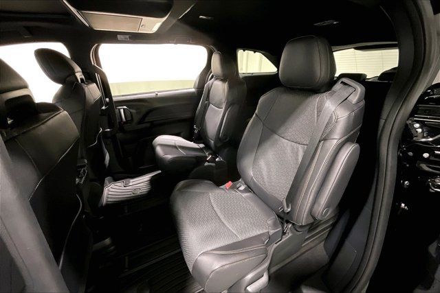 Certified 2026 Toyota Sienna Limited AWD/4WD image 27