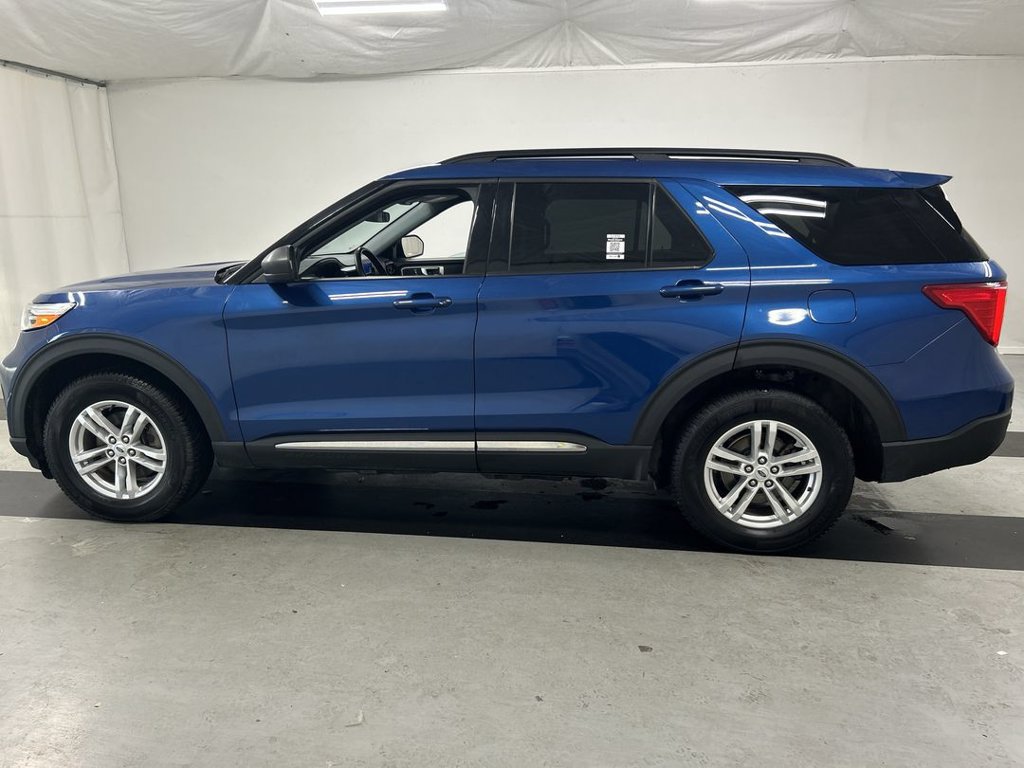 Used 2023 Ford Explorer XLT w/ Class IV Trailer Tow Package AWD/4WD image 6