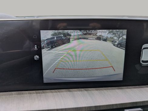 Certified 2023 Kia Telluride EX w/ EX Captain's Chair Package FWD image 26