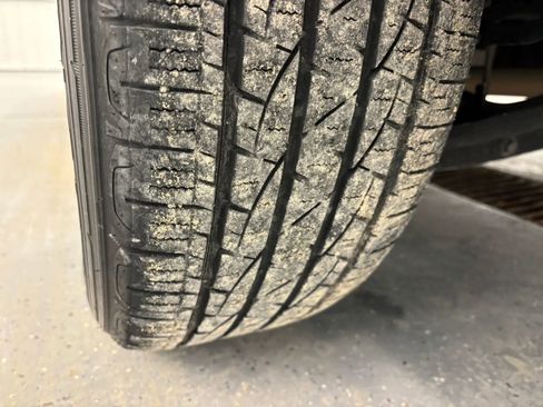 Used 2019 Jeep Cherokee Latitude w/ Popular Appearance Group FWD image 48