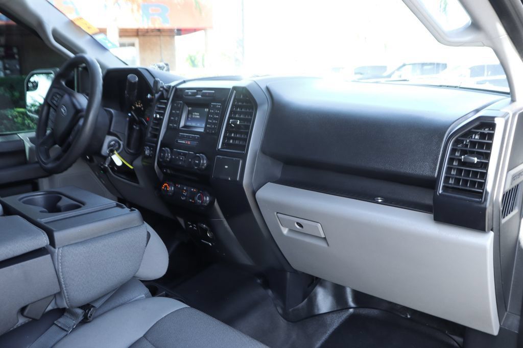 Used 2015 Ford F150 XL w/ Equipment Group 101A Mid AWD/4WD image 33