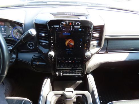 Used 2022 RAM 3500 Limited image 30