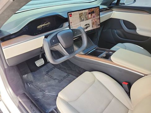 Used 2022 Tesla Model S AWD/4WD image 4