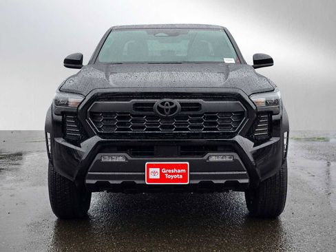 Certified 2025 Toyota Tacoma TRD Off-Road image 8