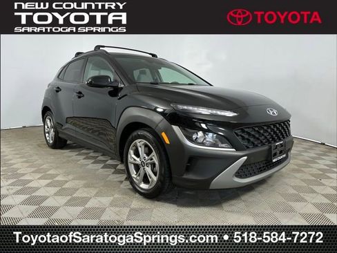 Used 2023 Hyundai Kona SEL AWD/4WD image 1