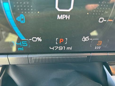 Used 2024 GMC Hummer EV 3X AWD/4WD image 3