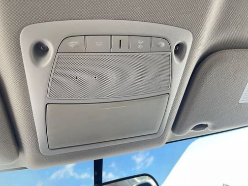 Used 2019 Nissan Sentra SV FWD image 19