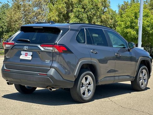 Certified 2025 Toyota RAV4 XLE AWD/4WD image 4