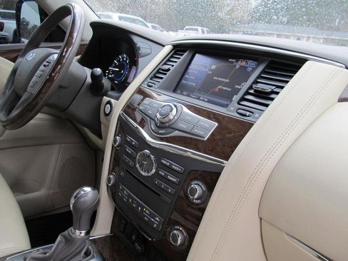 Used 2017 INFINITI QX80 2WD w/ Driver Assistance Package image 40