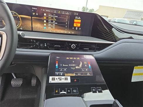 New 2026 INFINITI QX80 4WD w/ Sport Exterior Package image 26