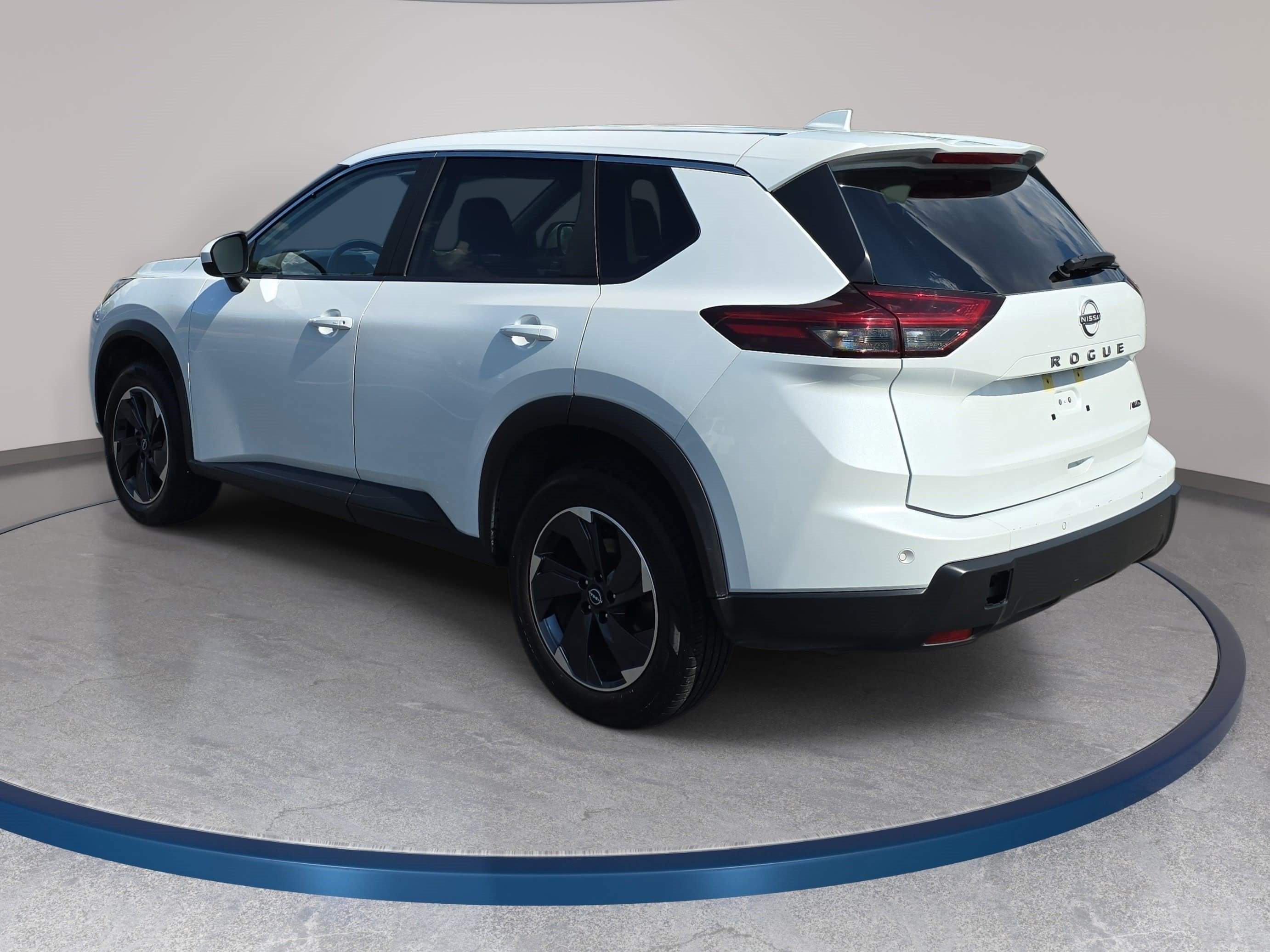 Used 2025 Nissan Rogue SV AWD/4WD image 7