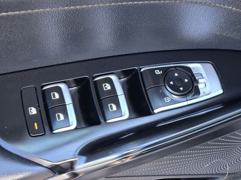 Used 2023 Kia K5 LXS image 15