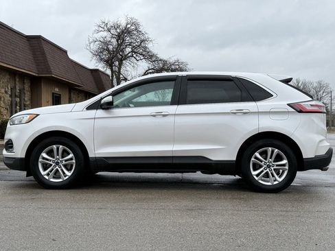 Used 2019 Ford Edge SEL w/ Equipment Group 201A image 2