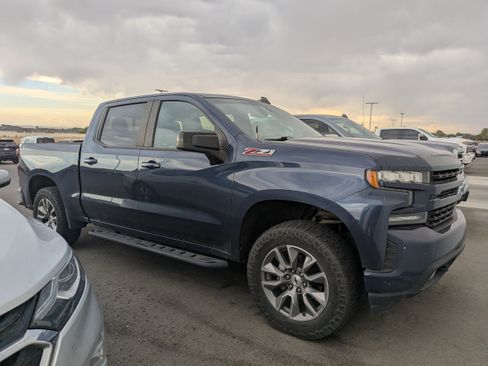 Used 2020 Chevrolet Silverado 1500 RST w/ True North Edition AWD/4WD image 3