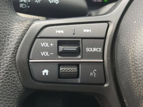 Used 2024 Honda HR-V LX image 19