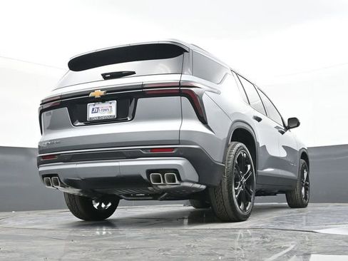 New 2026 Chevrolet Traverse LT w/ LPO, Floor Liner Package image 42