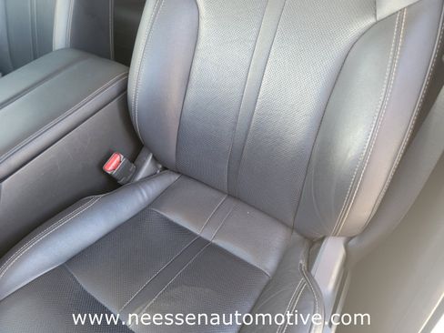 Used 2024 MAZDA CX-90 3.3 Turbo w/ Preferred Plus image 17