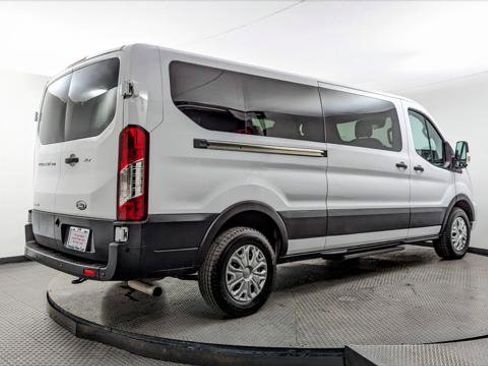 Used 2023 Ford Transit 350 XLT image 7