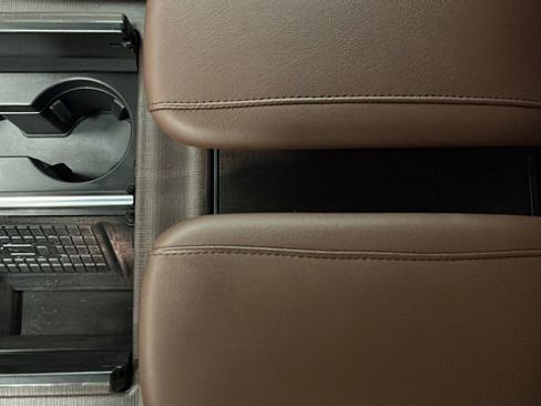 Used 2025 Lincoln Navigator L Reserve AWD/4WD image 19