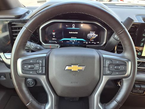 Used 2026 Chevrolet Silverado 2500 LTZ AWD/4WD image 11