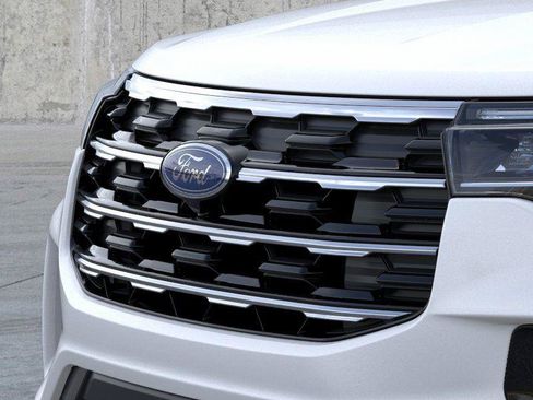 Used 2026 Ford Explorer Active w/ Active Comfort Package AWD/4WD image 27