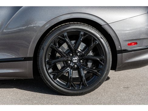 Used 2024 Bentley Continental GT Speed image 9