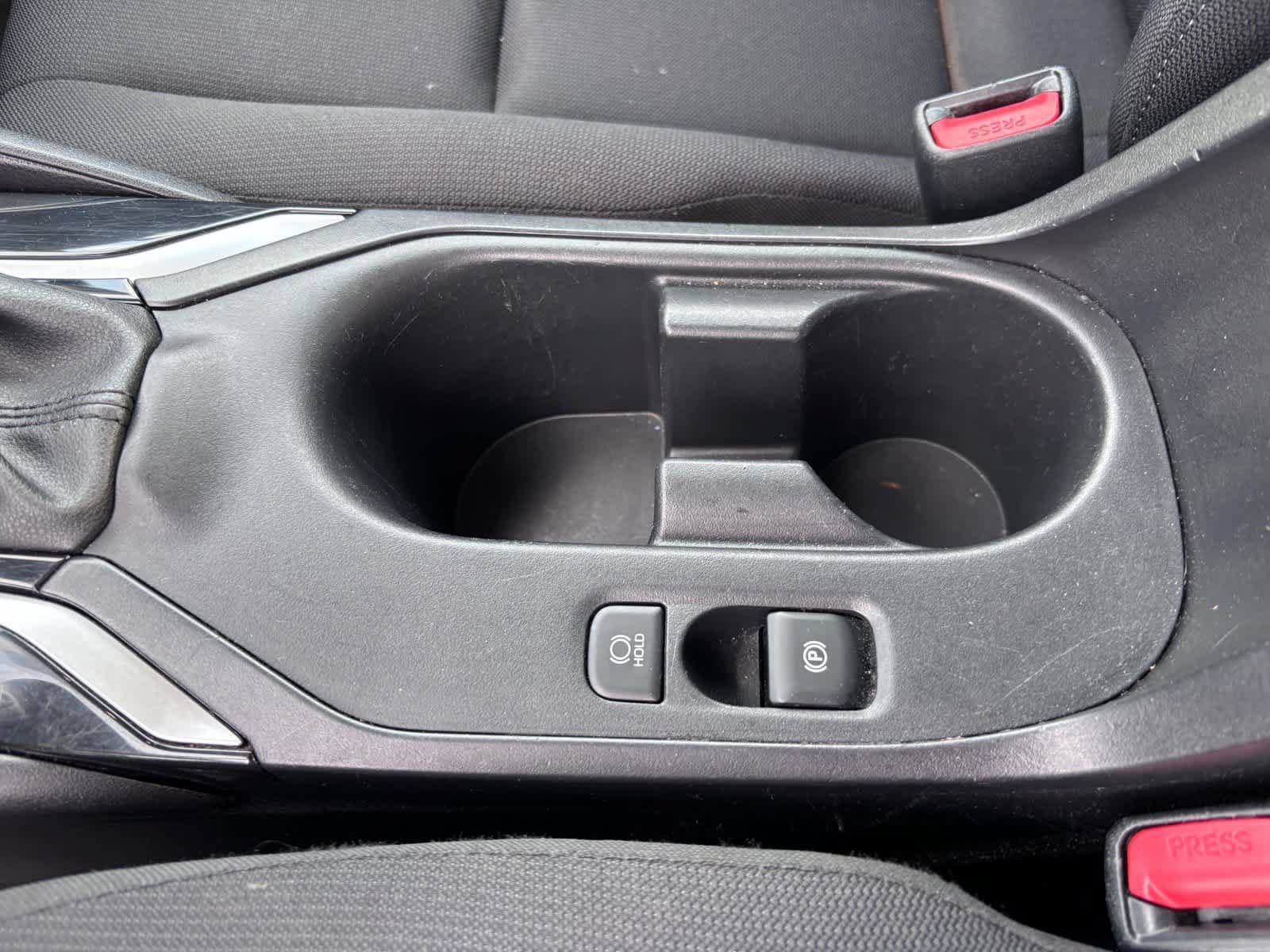 Used 2025 Toyota Corolla LE FWD image 24