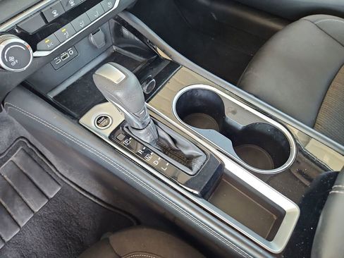 Used 2023 Nissan Altima 2.5 SV FWD image 18