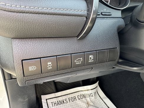 Used 2024 Toyota Camry SE w/ Convenience Package image 14