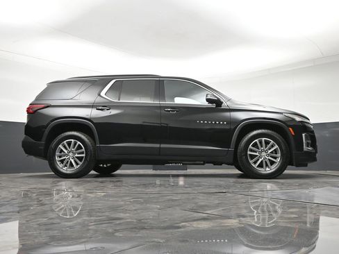 Used 2023 Chevrolet Traverse LT AWD/4WD image 29