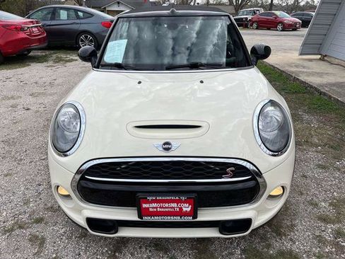 Used 2016 MINI Cooper S image 2