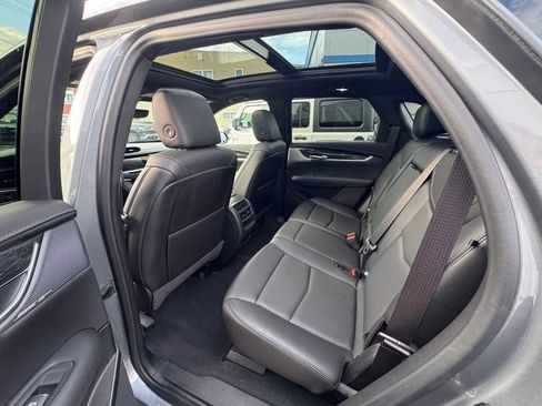 Used 2022 Cadillac XT5 Premium Luxury w/ Technology Package image 10