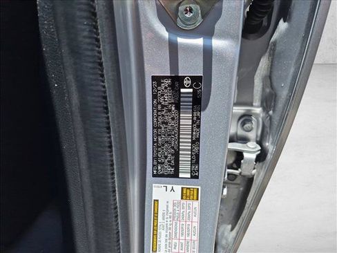 Used 2024 Toyota Prius Limited w/ Limited Premium Package FWD image 10
