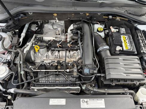 Used 2019 Volkswagen Golf S FWD image 23