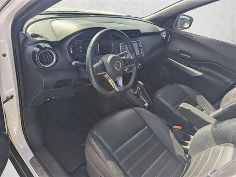 Used 2020 Nissan Kicks SR w/ SR Premium Package FWD image 10