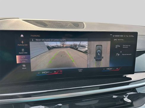 Certified 2023 BMW X7 xDrive40i w/ M Sport Package image 27